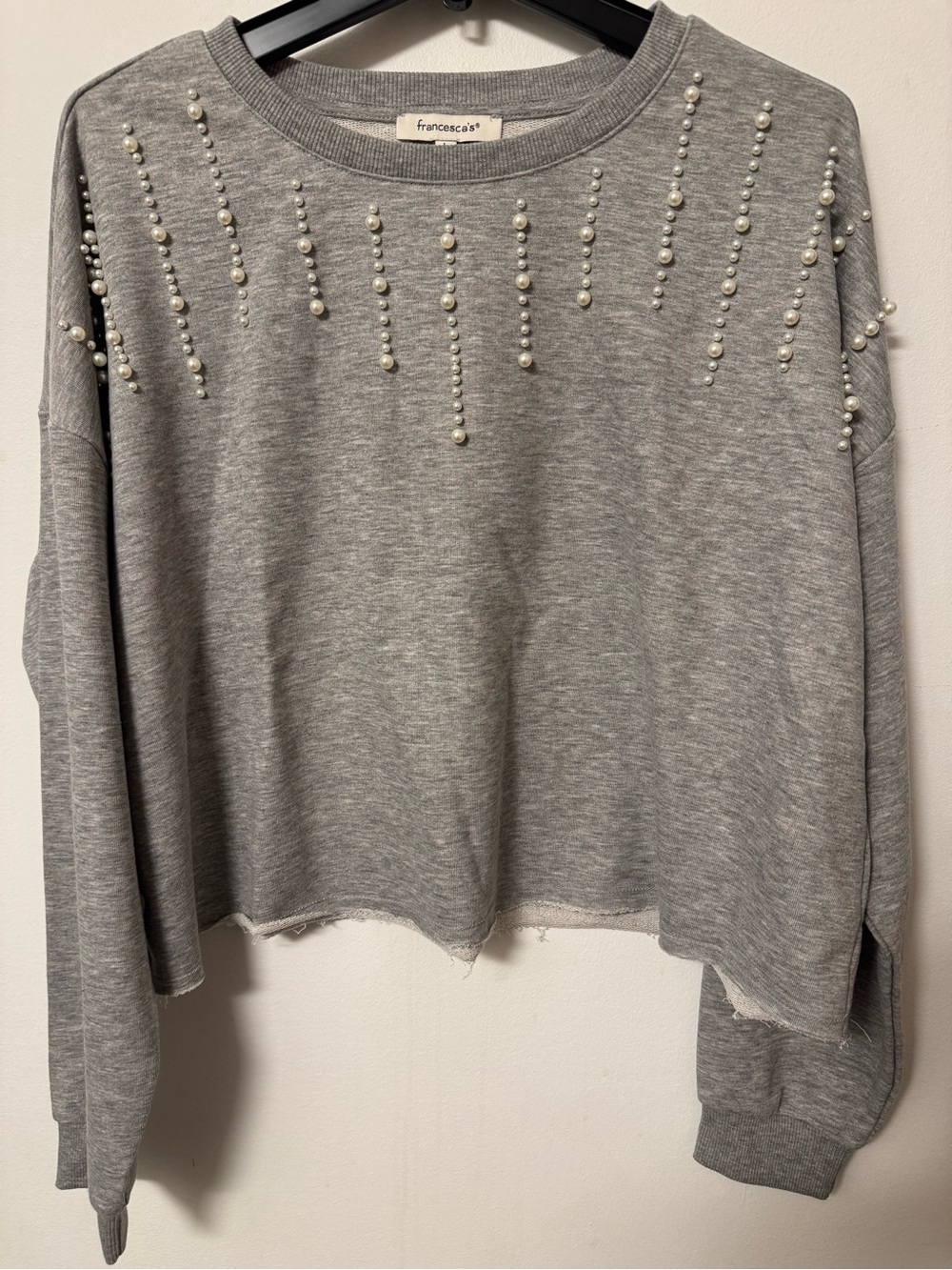 Francesca's Collections Gray Pearl-Embellished Cropped Sweatshirt